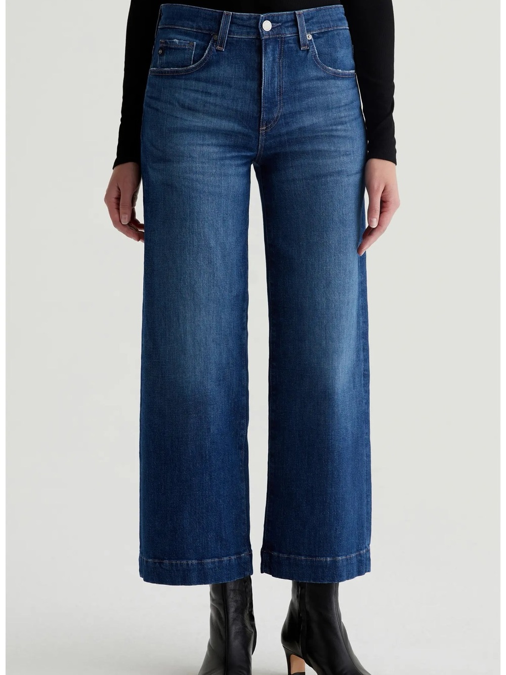 AG Saige Mid Rise Crop